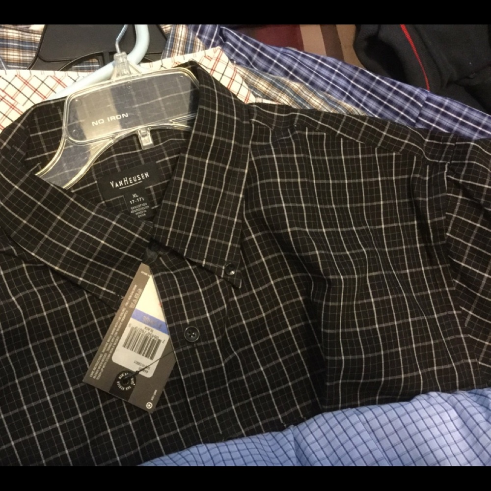 New Van Heusen Long sleeve shirt extra-large